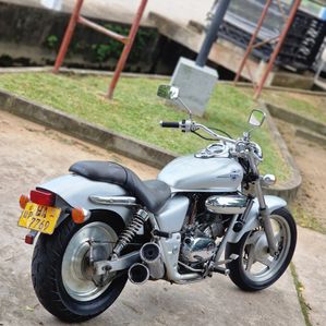 Honda Magna 2007 - Image 3