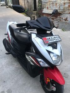 Yamaha Ray ZR 2018