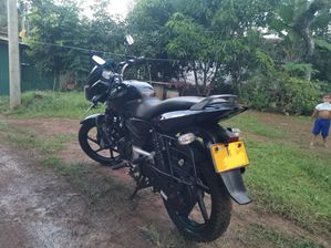 Bajaj Pulsar 180 2007