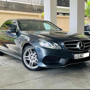 Mercedes Benz E220 2013 - Image 2