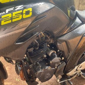 Yamaha FZ 250 2020 - Image 3