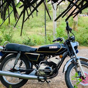 Yamaha RX 100 1985 - Image 2