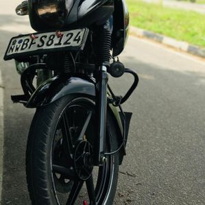 Bajaj Pulsar 150 2017 - Image 2