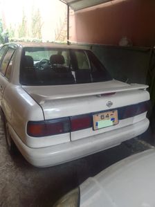 Nissan Sunny Supper saloon 1991