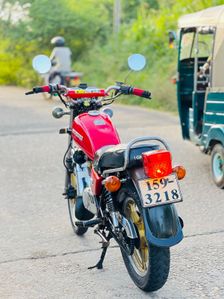 Suzuki GN 125 2000