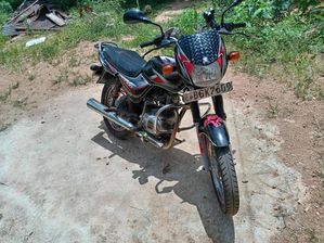 Bajaj CT100 2018