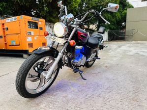 Suzuki GZ150 2019