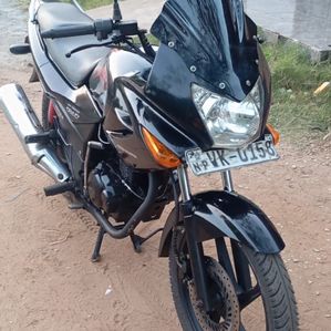 Hero Karizma 2011 - Image 3