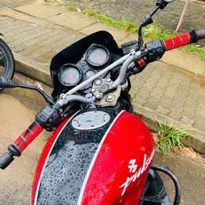 Bajaj Pulsar 180 2005 - Image 3