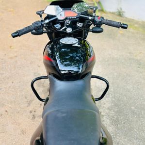 Bajaj Pulsar 180 2011 - Image 3