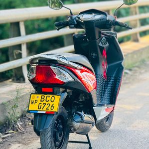 Honda Dio 2015 - Image 2