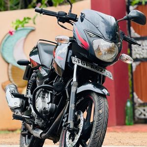Bajaj Pulsar 150 2017 - Image 2
