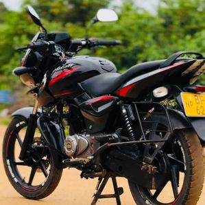 Bajaj Pulsar 150 2017 - Image 3