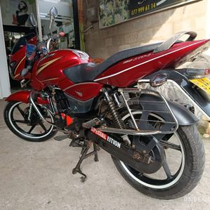 Bajaj Pulsar 150 pulser 2010 - Image 3