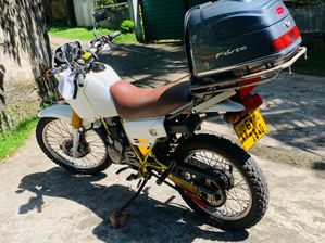 Honda AX1 2000