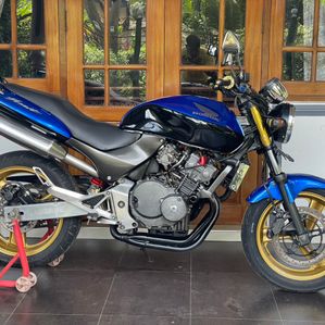 Honda Hornet 2011 - Image 2