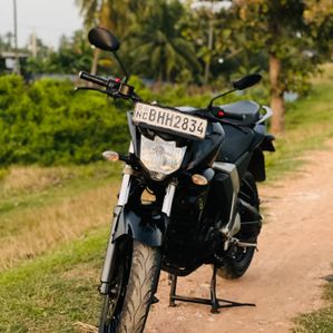 Yamaha FZ Version 2 2018 - Image 2