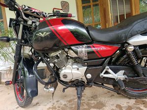 Bajaj V15 2017
