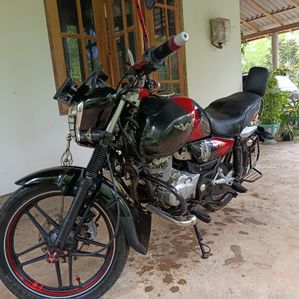 Bajaj V15 2017 - Image 3