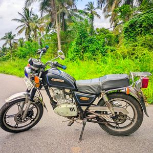 Suzuki GN 125 2010 - Image 2