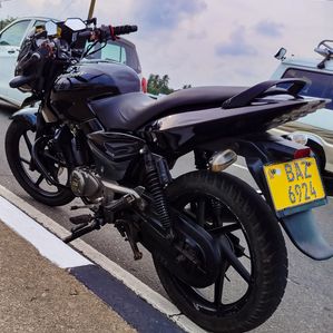 Bajaj Pulsar 150 2014 - Image 2