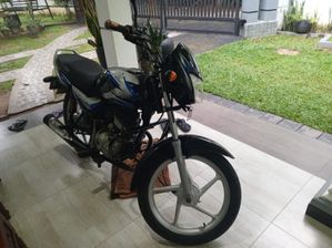 Bajaj CT100 2019