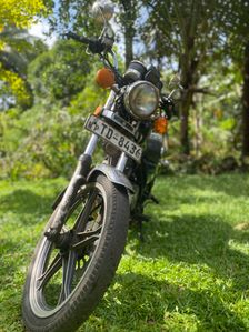Suzuki GN 125 2006