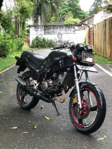 Yamaha TZR 125 2011