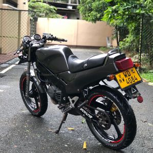 Yamaha TZR 125 2011 - Image 3