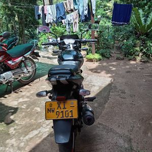 Bajaj Pulsar 150 2012 - Image 2