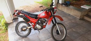 Honda XLR 1998