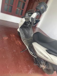 Suzuki Burgman 125 2019