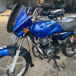 Bajaj Platina 2010 - Image 3