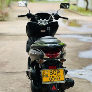 Honda PCX 2013 - Image 2