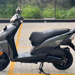 Honda Dio 2012 - Image 2