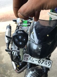 Bajaj Pulsar 180 2012