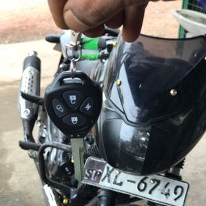 Bajaj Pulsar 180 2012 - Image 2