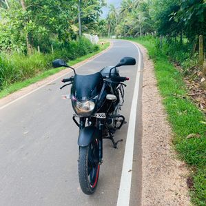 Bajaj Pulsar 180 2011 - Image 3