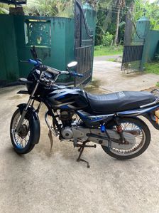 Bajaj CT100 2015