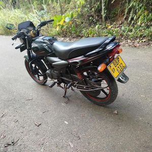 Bajaj Platina 2015 - Image 2