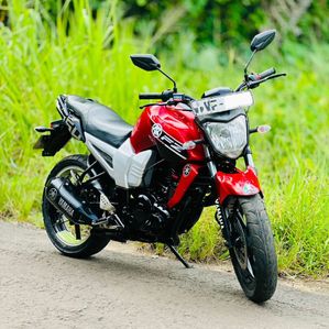 Yamaha FZ 16 V1 2009 - Image 2