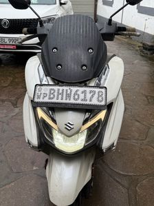 Suzuki Burgman 2019