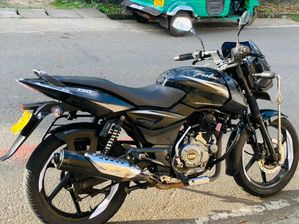 Bajaj Pulsar 150 Onlight 2018