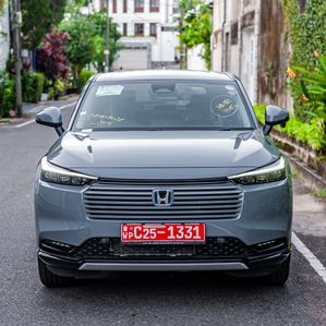 Honda Vezel Z Grade 2025 - Image 3