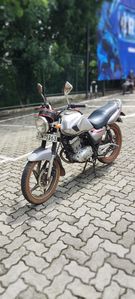 Suzuki EN125-2A 2004