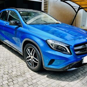 Mercedes Benz GLA 200 Night Edition 2015 - Image 3