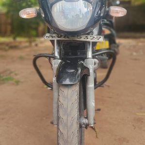 Bajaj Pulsar 180 2010 - Image 2