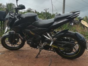 Bajaj Pulsar NS200 2012