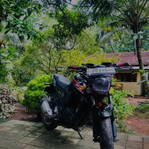 Yamaha FZ 1 16 2014 - Image 2