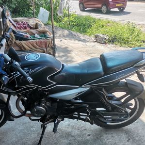 Bajaj Pulsar 135 2012 - Image 2